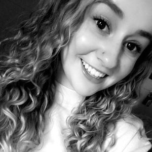 Meet your Posher, Carly